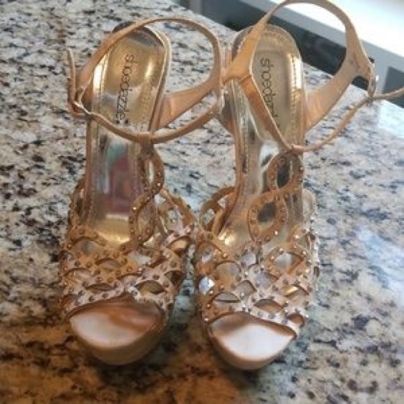 SHOEDAZZLE Triona champagne satin studded heels - Picture 7 of 8